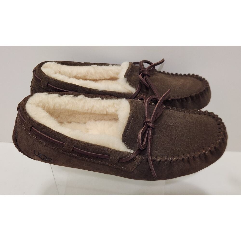UGG Women's Dakota Brown Cozy Slippers Size 7 Excellent Condition